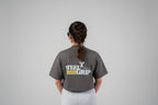 Camiseta Cropped STEEL GRIP – Gris Asfalto