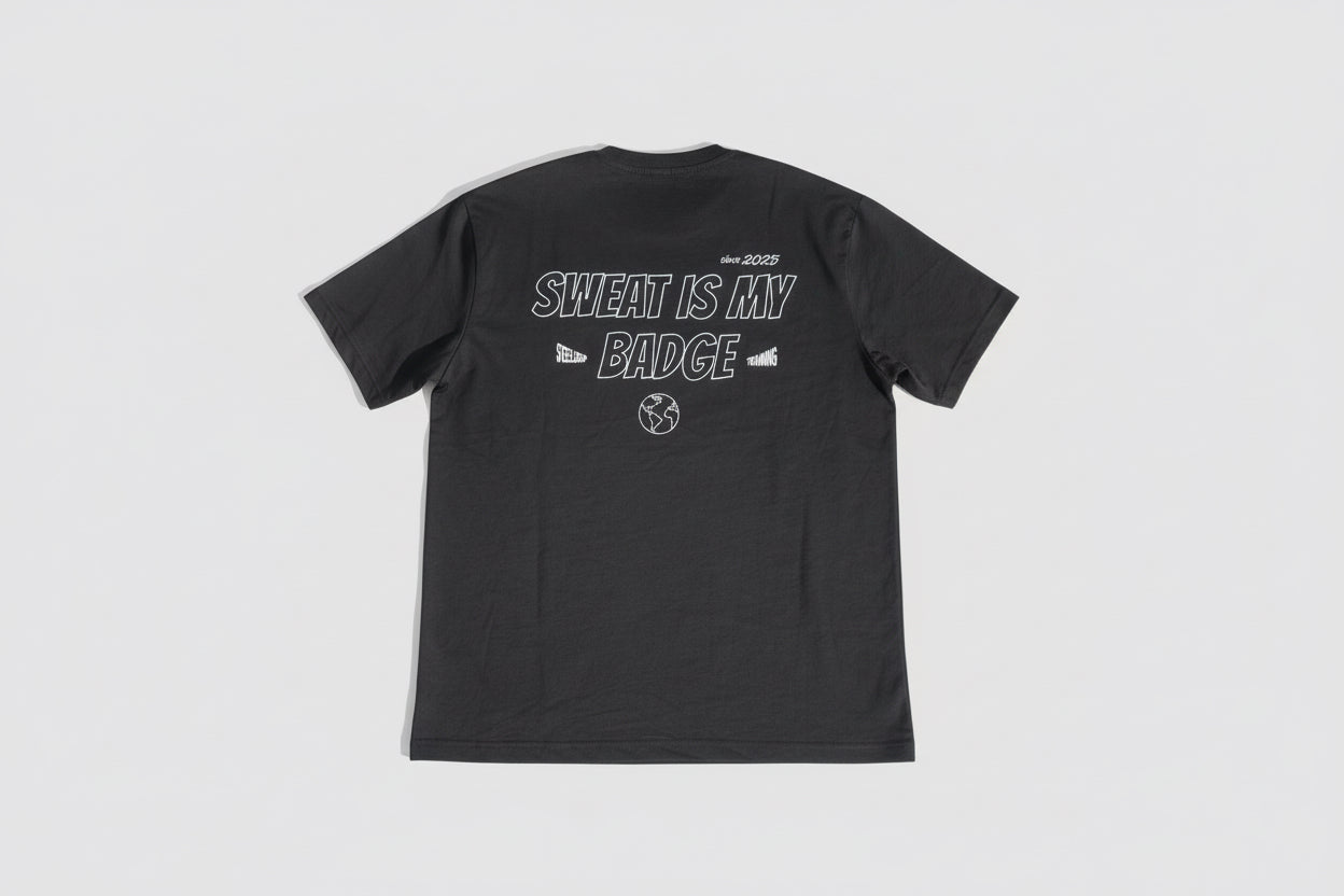 Camiseta Oversize "Badge of Sweat"